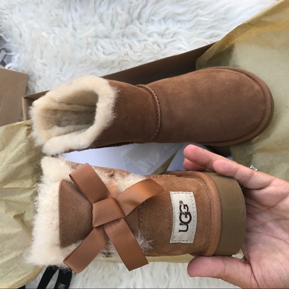 UGG kids ChEstnut Bailey BOW sz 2 New - Picture 3 of 7