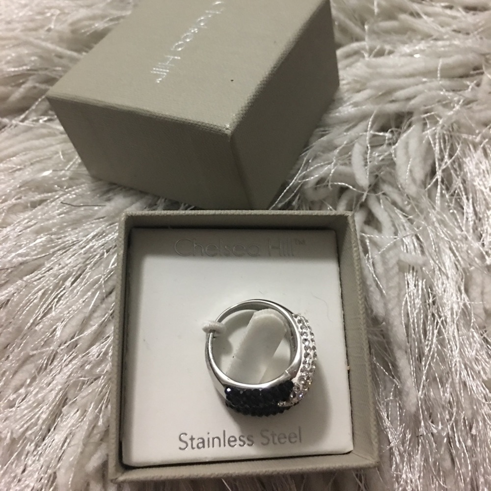 Stainless steel Chelsea hill rings 💍