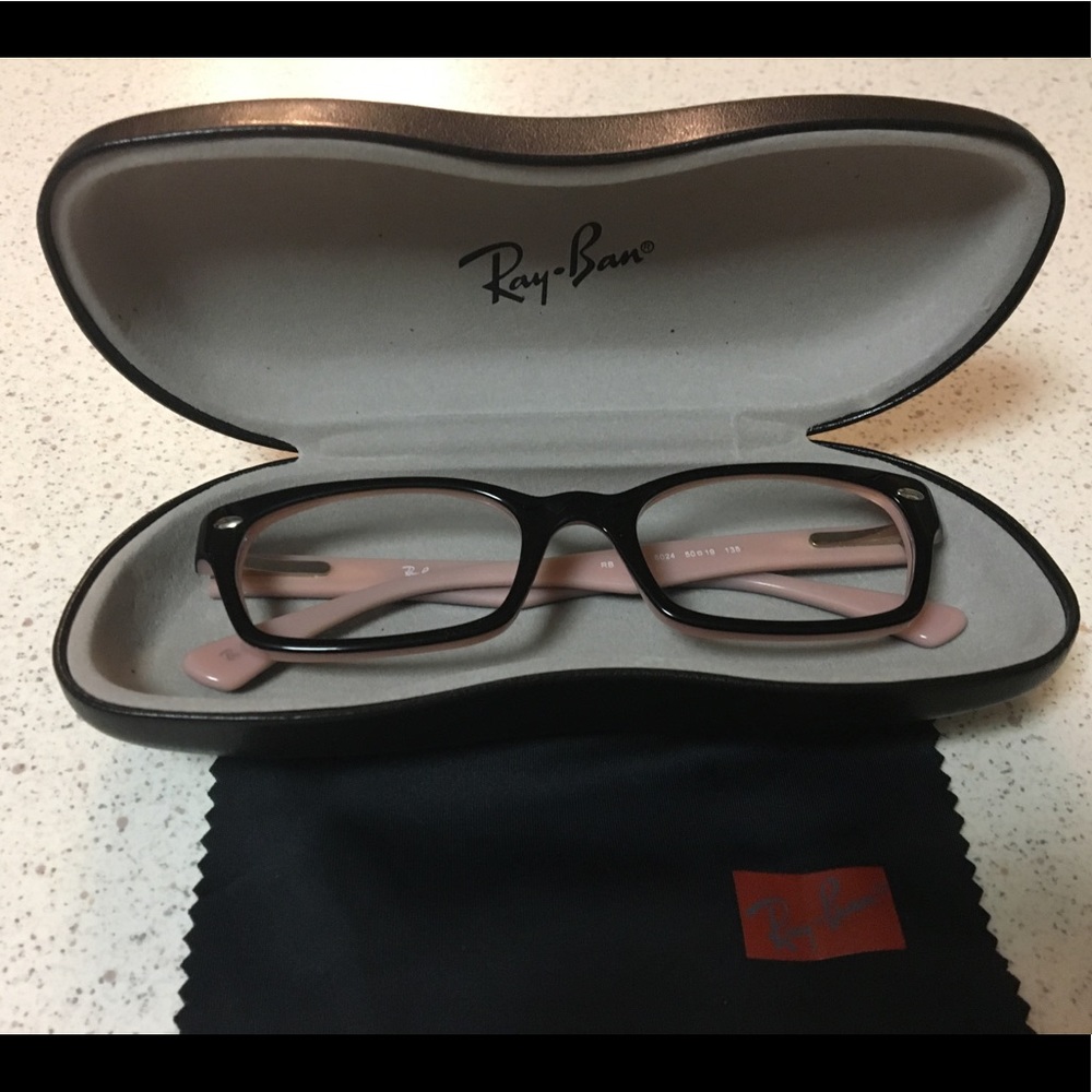 Ray Ban glasses. Perfect condition!