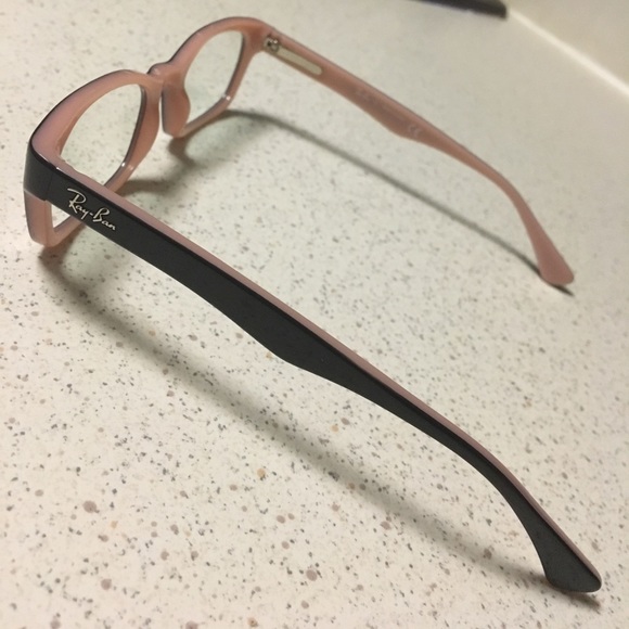 Ray Ban glasses. Perfect condition! - Picture 7 of 7