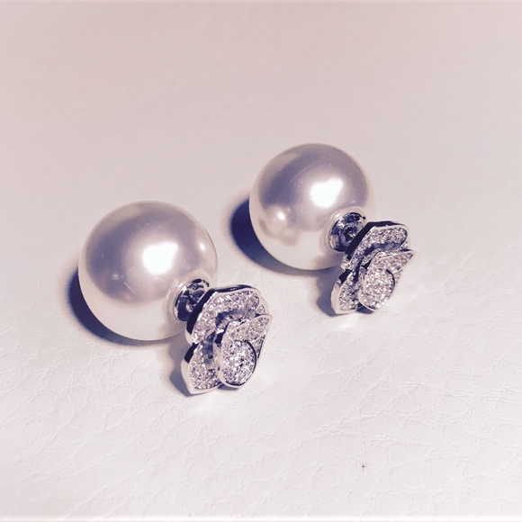Double-sided Earings CZ Flower and Imitation Pearl - Picture 2 of 5