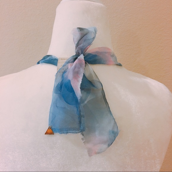 Anthropologie stone pendent scarf necklace - Picture 4 of 4