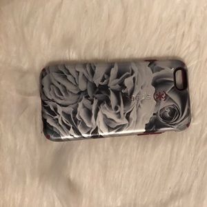 Floral and wine speck iPhone 6/6s case Floral and wine speck iPhone 6/6s case