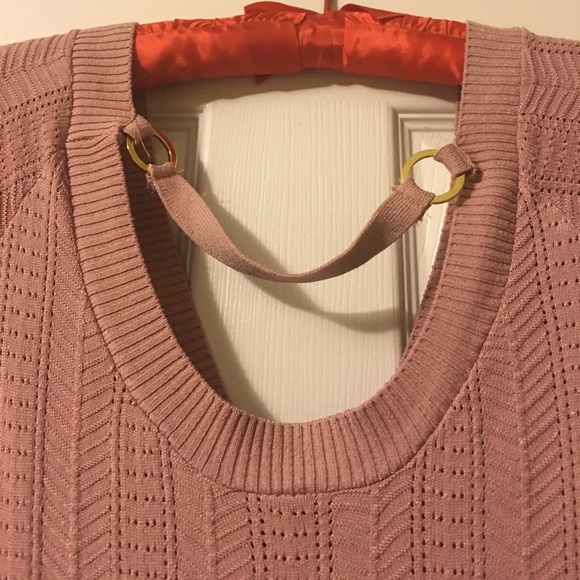 Bebe V-Neck Top - Picture 2 of 4