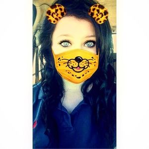 Meet your Posher, Marissa