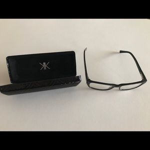 Kardashian eyeglass frames