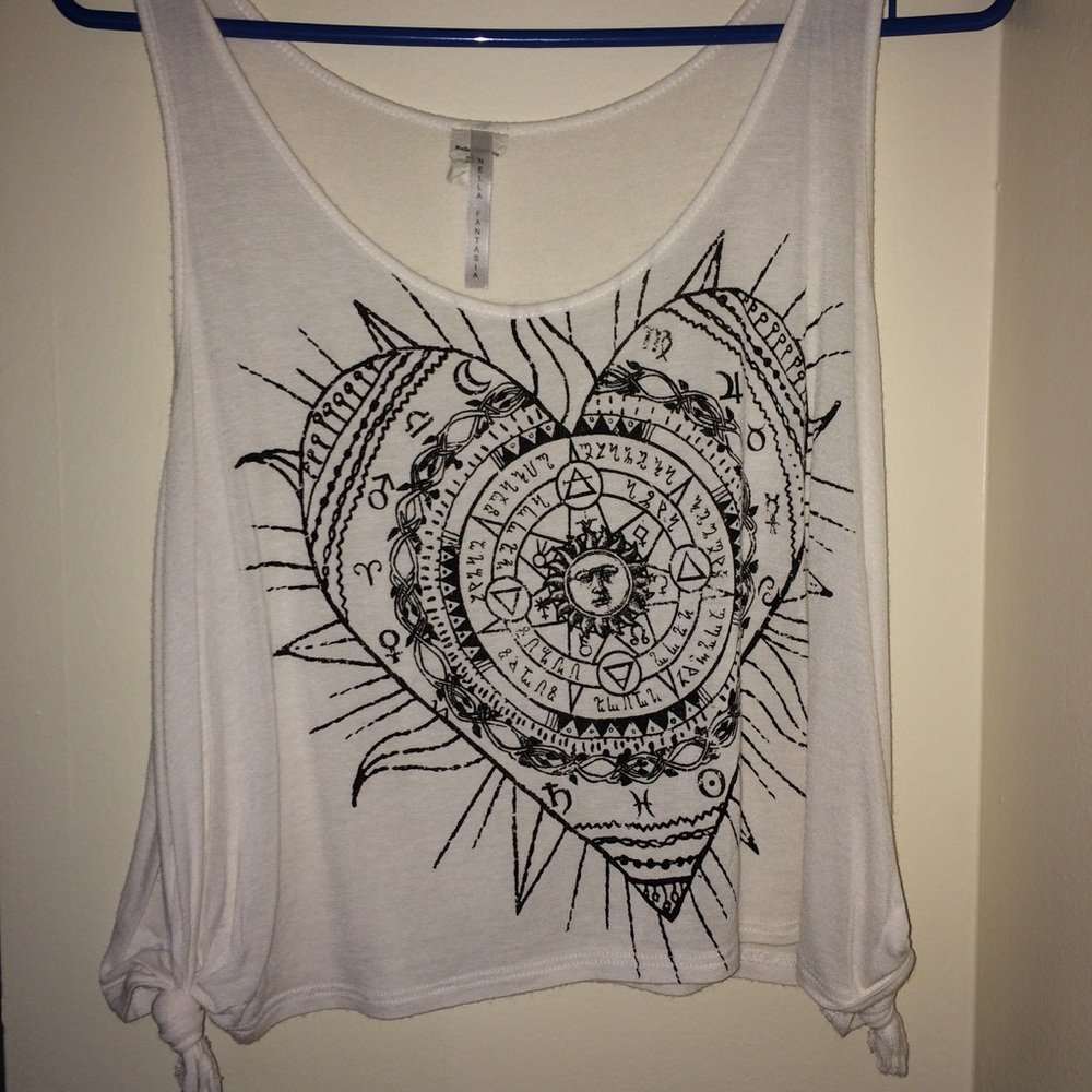 White heart design tank top