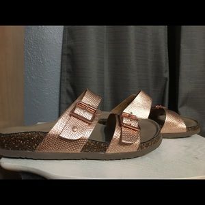 Steve Madden rose gold sandals