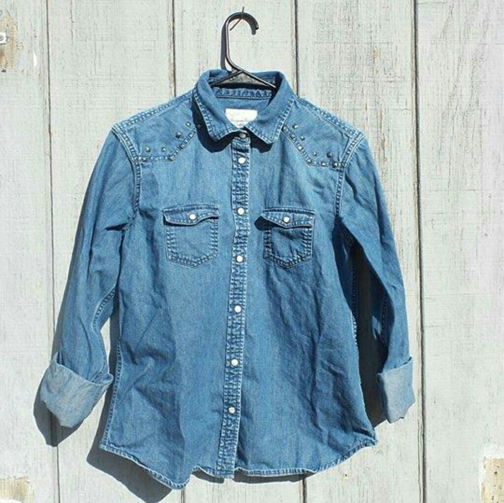 American Eagle Outfitters denim shirt