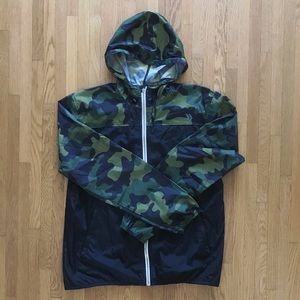 Athletic Recon "Firebee" Camo Jacket Men's Medium