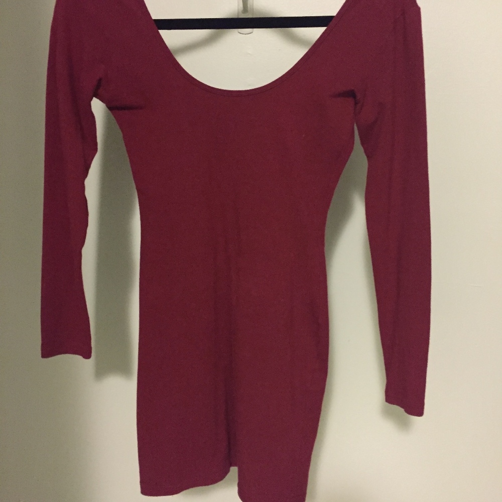 Burgundy body-con dress