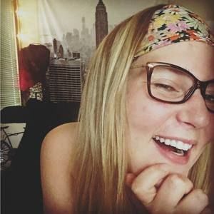 Meet your Posher, Carly