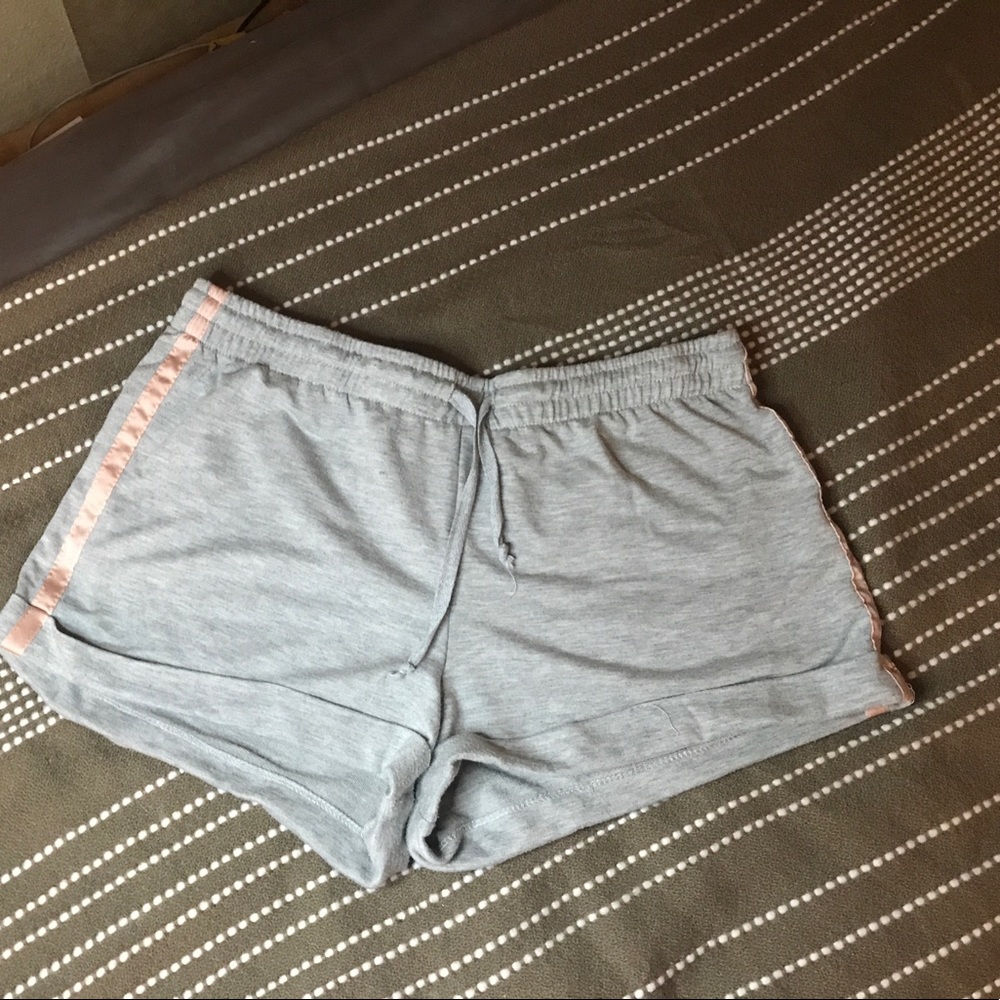 SOCIALITE Satin Trim Women's Shorts Pink/Grey {M}