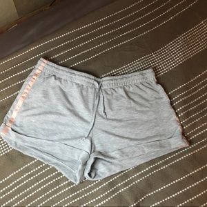 SOCIALITE Satin Trim Women's Shorts Pink/Grey {M}