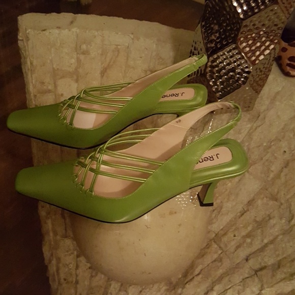 Shoes - Picture 2 of 4