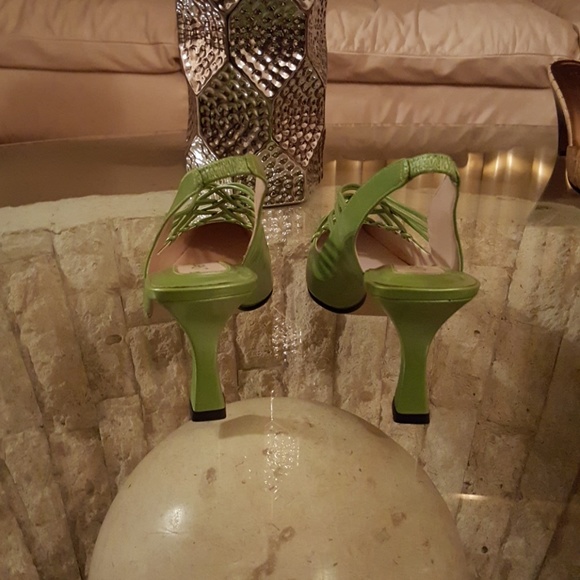 Shoes - Picture 4 of 4