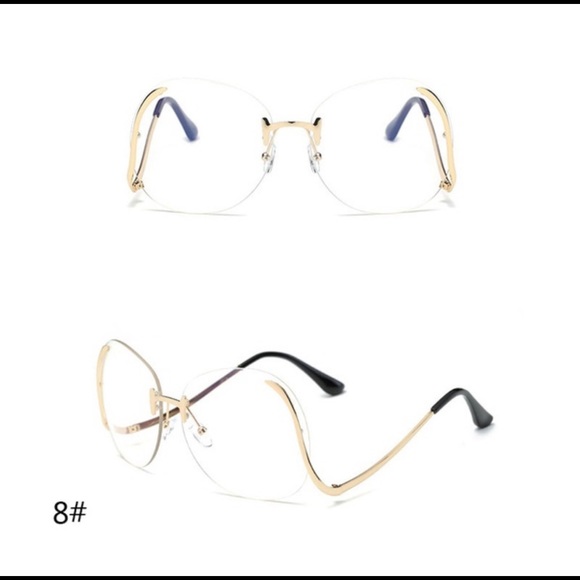 Accessories - 😻CLEAR AND GOLD FASHION SUNGLASSES