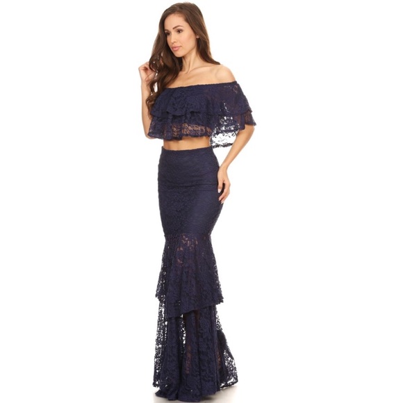 1 left! Lace Ruffle Bandeau - Picture 4 of 6