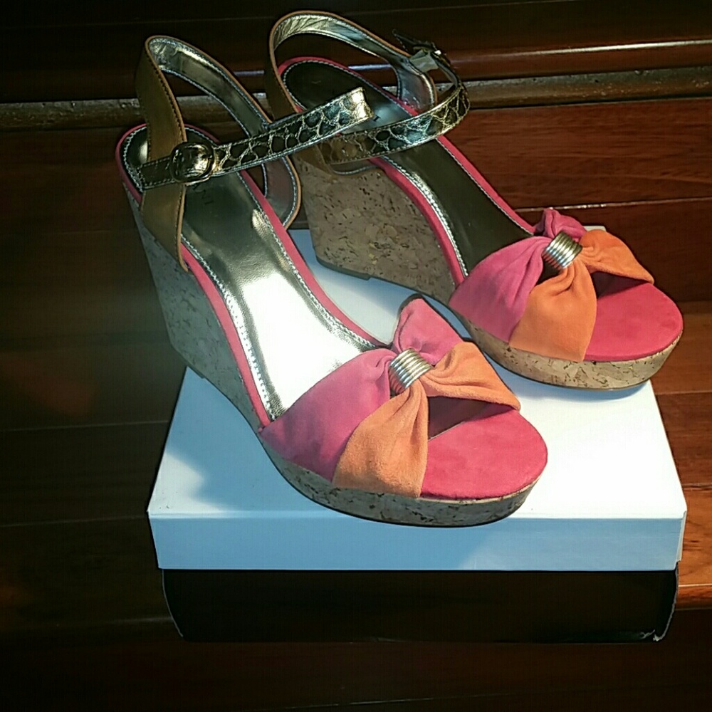 Alfani Summer Peach and Pink Wedge
