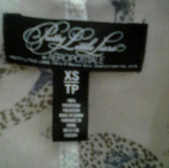 Pretty Little Liars Aeropostale shirt & necklace ☺ - Picture 6 of 8
