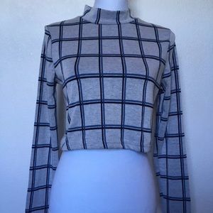 TOPSHOP Plaid Cropped Long Sleeve Top TOPSHOP Plaid Cropped Long Sleeve Top