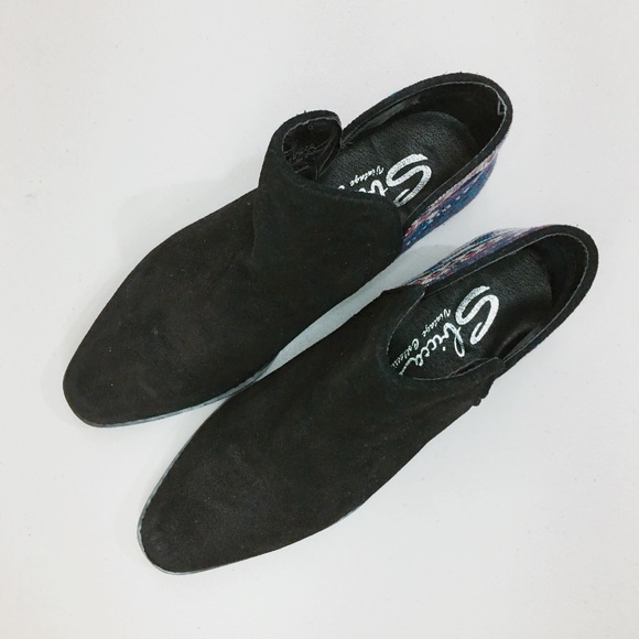 SBICCA Ankle Bootie - Picture 3 of 8