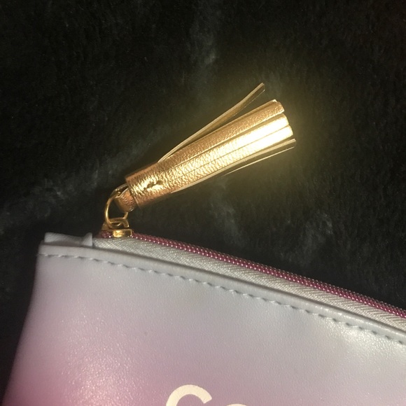 Make up bag - Picture 2 of 3