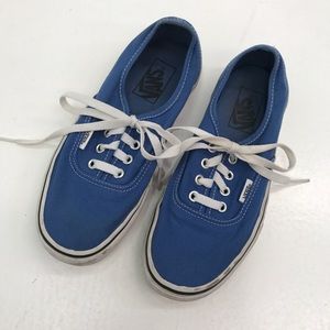 BLUE VANS PRICE FIRM