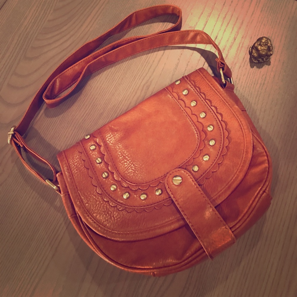 Cross-body brown purse