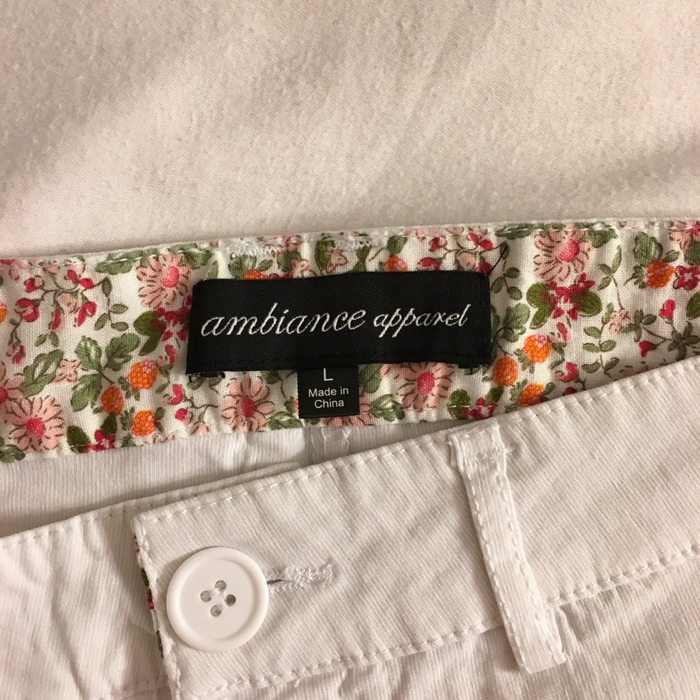 🌟Shorts🌟 - Picture 3 of 3