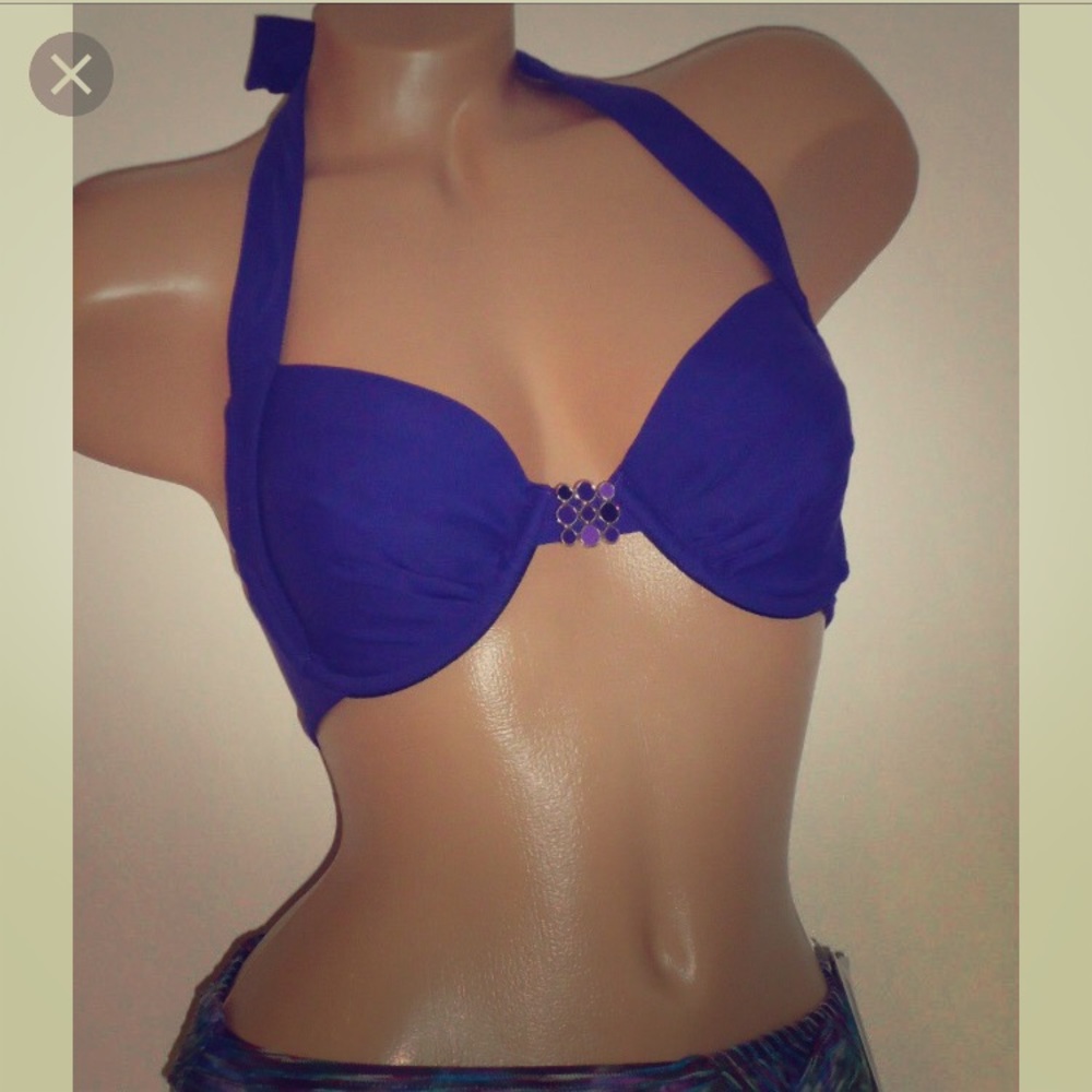 NWT Purple Bikini top 👙☀️😻