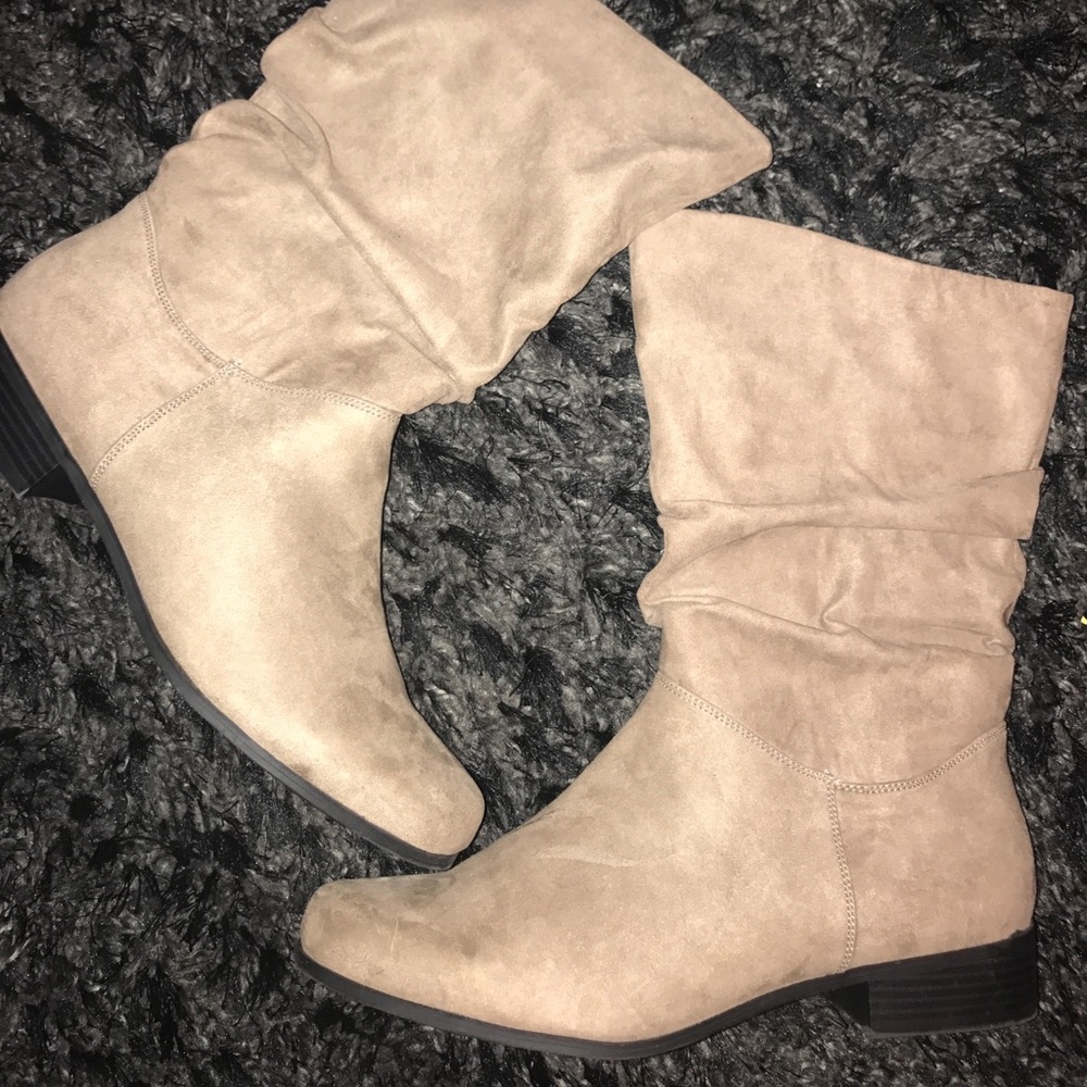 Light brown boots