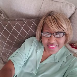 Meet your Posher, Sherron