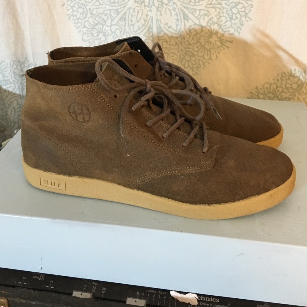 HUF Chukkas, sz. 10.5