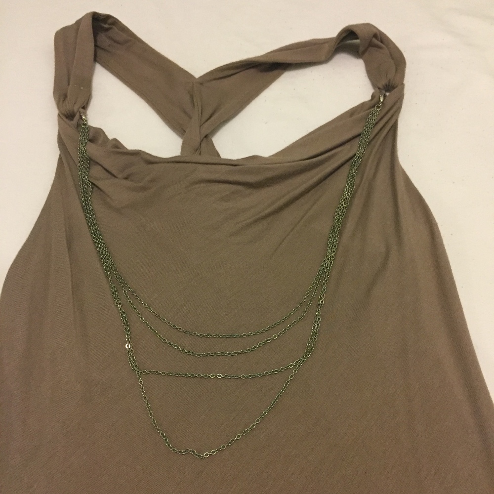 BR Tank w/ silver chain