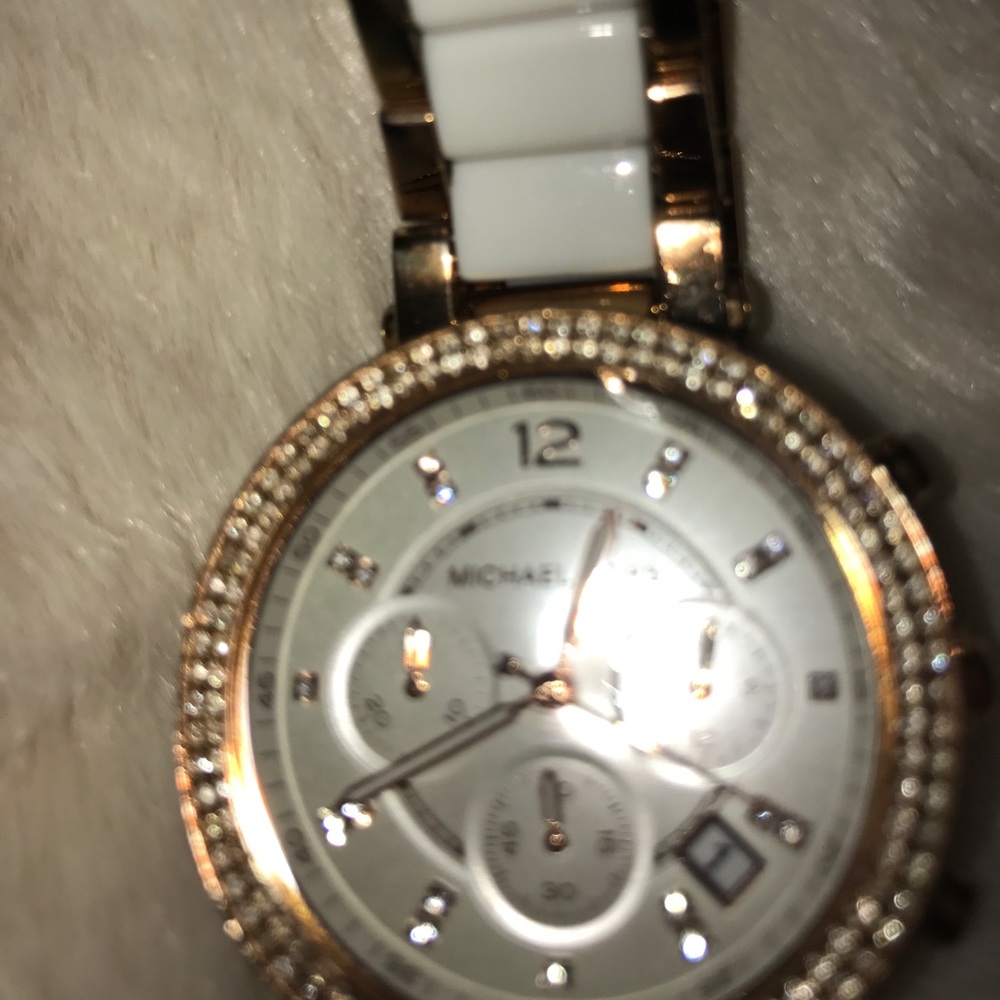 Mk watch - Picture 3 of 8