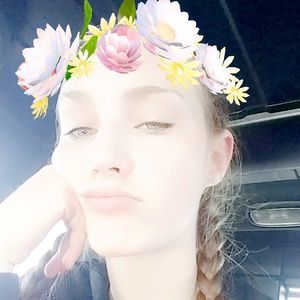 Meet your Posher, Lily