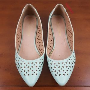 ♥️RESTRICTED♥️FLAT SHOES♥️