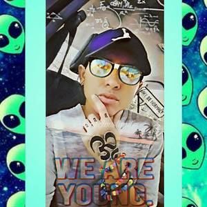 Meet your Posher, Damien