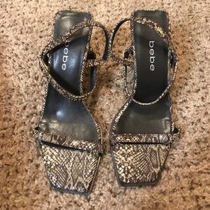 Bebe Snakeskin Slingback Heels Size 7.5M Bebe Snakeskin Slingback Heels Size 7.5M