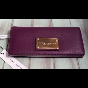 NEW Marc Jacobs Classic Open face Bifold Wallet NEW Marc Jacobs Classic Open face Bifold Wallet