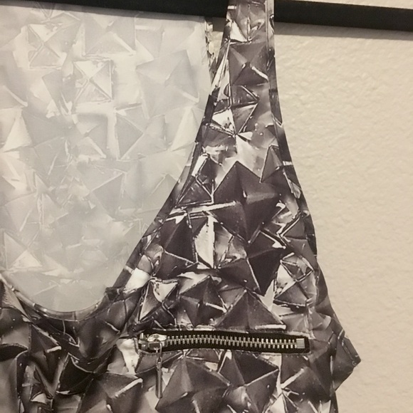 NWOT MNG Casual Tank - Picture 2 of 6