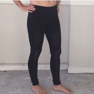 Alo moto leggings