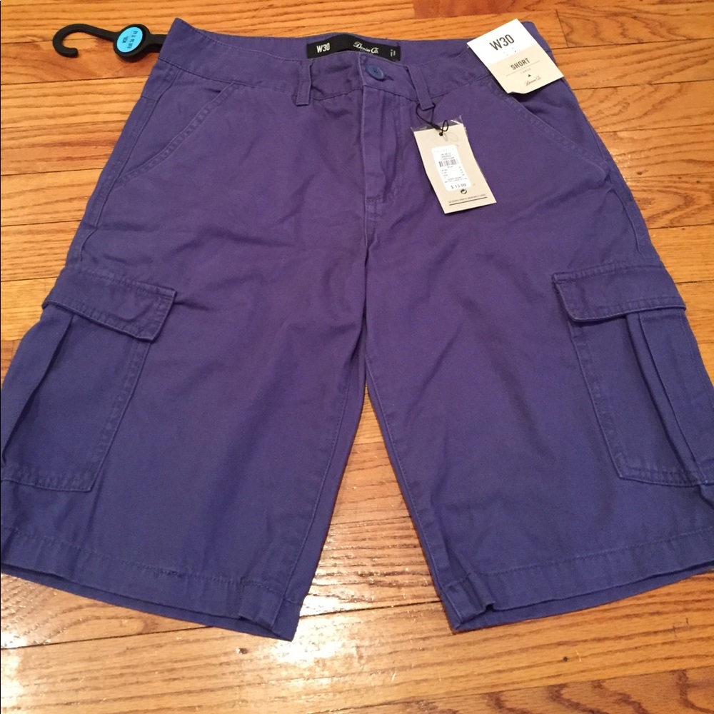 Young men's cargo shorts