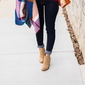 Dolce Vita Booties size 6.5