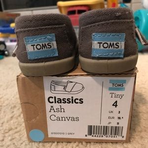 TOMS sneakers