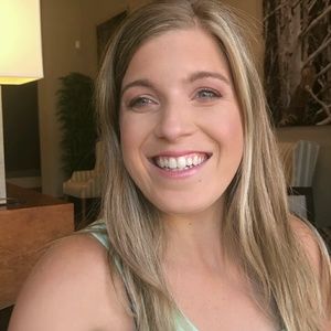 Meet your Posher, Janine