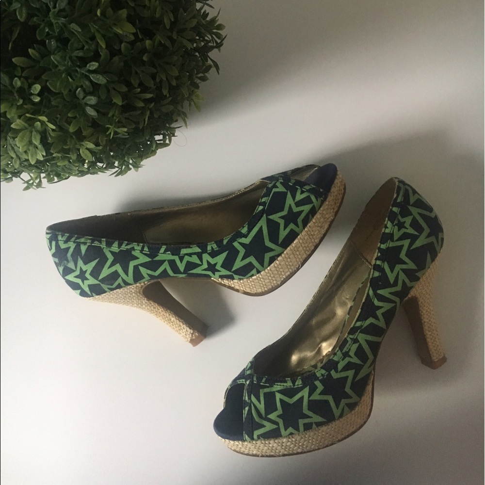 Madden Girl Green and Straw Heels Size 7