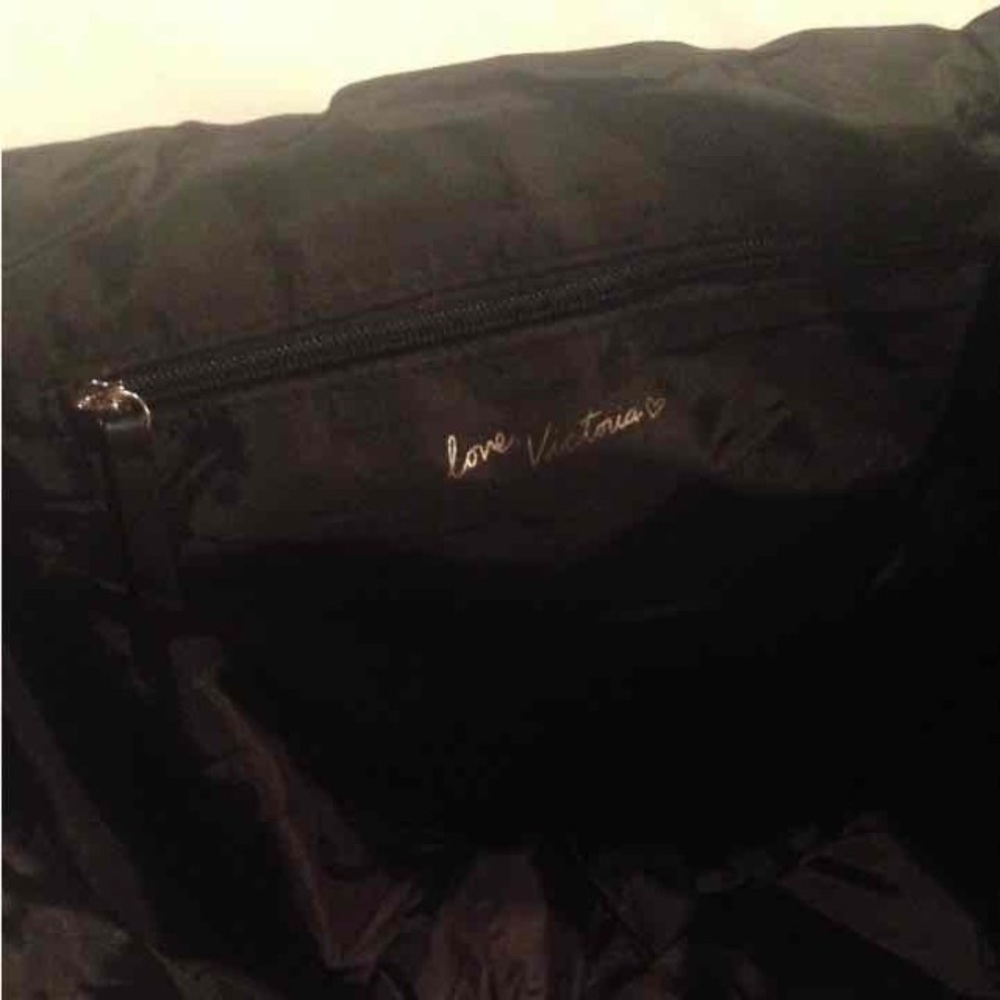 New Victoria's Secret Tote Bag - Picture 3 of 3