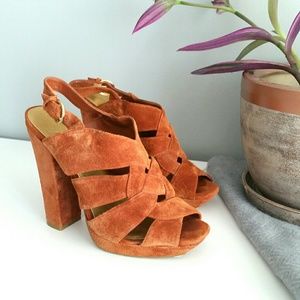 Jessica Simpson | Suede Chunky Platform Heels 9 Jessica Simpson | Suede Chunky Platform Heels 9